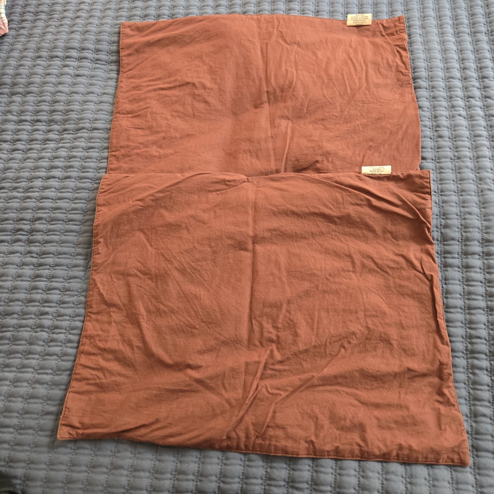 Crate & Barrel 7 placemats - Picture 9 of 12